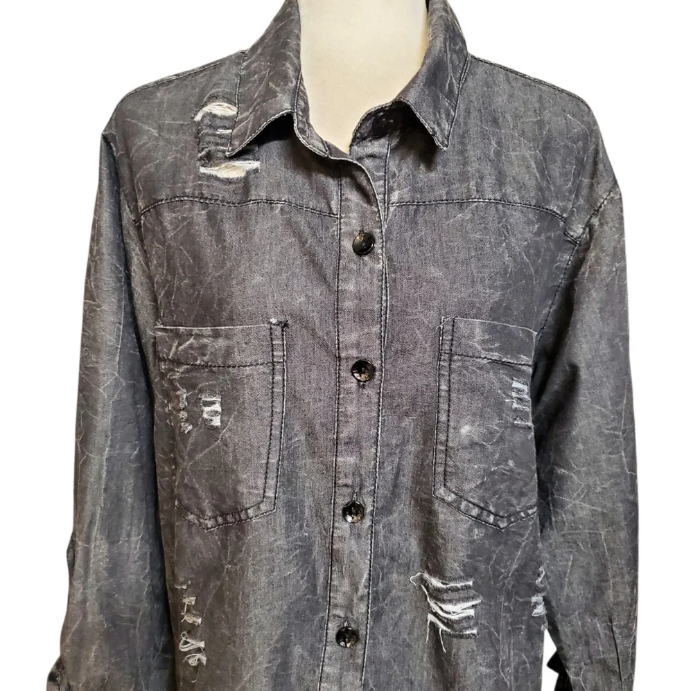 Thrill Jeans Distressed Shirt Women's Size 2X Black Dark Wash Hi Low Raw Hem - Picture 3 of 13